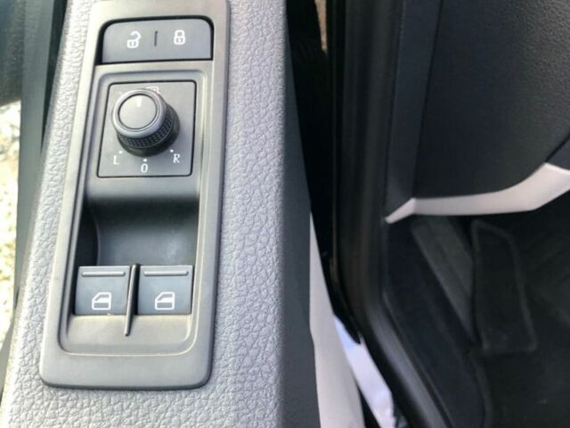 Черный Фольксваген Transporter, объемом двигателя 2 л и пробегом 170 тыс. км за 8800 $, фото 18 на Automoto.ua