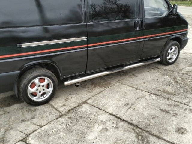 Черный Фольксваген Transporter, объемом двигателя 0 л и пробегом 300 тыс. км за 3700 $, фото 6 на Automoto.ua