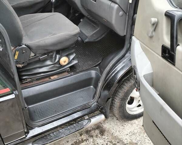 Черный Фольксваген Transporter, объемом двигателя 2.5 л и пробегом 300 тыс. км за 3700 $, фото 8 на Automoto.ua