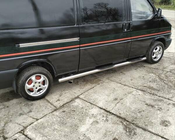 Черный Фольксваген Transporter, объемом двигателя 2.5 л и пробегом 300 тыс. км за 3700 $, фото 11 на Automoto.ua