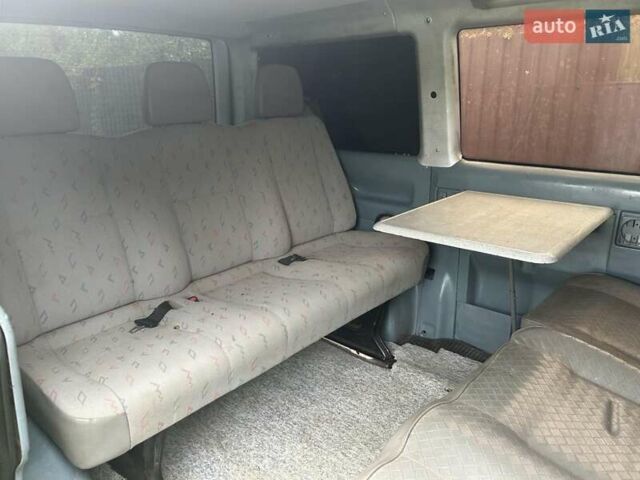 Черный Фольксваген Transporter, объемом двигателя 2.5 л и пробегом 400 тыс. км за 5400 $, фото 10 на Automoto.ua