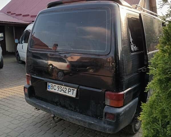 Чорний Фольксваген Transporter, об'ємом двигуна 2.46 л та пробігом 450 тис. км за 5100 $, фото 2 на Automoto.ua