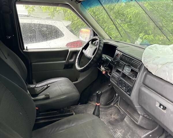 Чорний Фольксваген Transporter, об'ємом двигуна 2.5 л та пробігом 420 тис. км за 3000 $, фото 13 на Automoto.ua