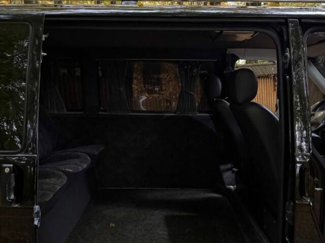 Черный Фольксваген Transporter, объемом двигателя 2.5 л и пробегом 740 тыс. км за 9200 $, фото 2 на Automoto.ua