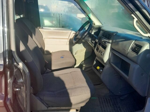 Черный Фольксваген Transporter, объемом двигателя 0 л и пробегом 395 тыс. км за 2100 $, фото 1 на Automoto.ua