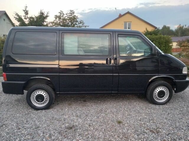 Черный Фольксваген Transporter, объемом двигателя 2.5 л и пробегом 298 тыс. км за 2300 $, фото 2 на Automoto.ua