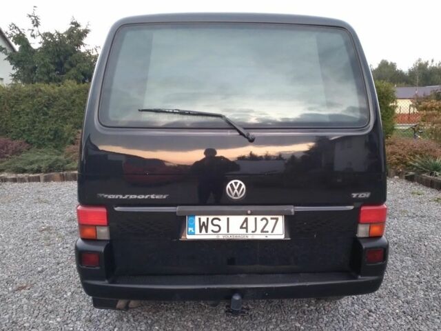 Черный Фольксваген Transporter, объемом двигателя 2.5 л и пробегом 298 тыс. км за 2300 $, фото 7 на Automoto.ua