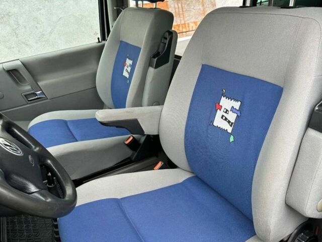 Чорний Фольксваген Transporter, об'ємом двигуна 2.5 л та пробігом 200 тис. км за 2950 $, фото 5 на Automoto.ua