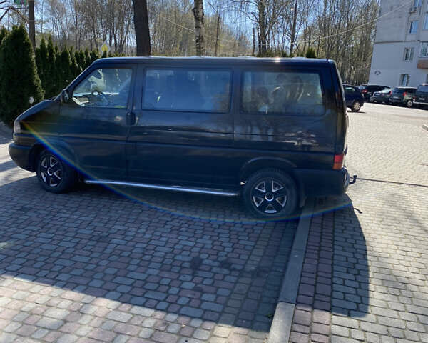 Чорний Фольксваген Transporter, об'ємом двигуна 2.46 л та пробігом 389 тис. км за 6900 $, фото 2 на Automoto.ua