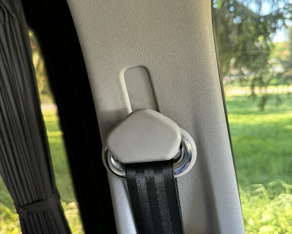 Черный Фольксваген Transporter, объемом двигателя 2.46 л и пробегом 318 тыс. км за 10500 $, фото 91 на Automoto.ua