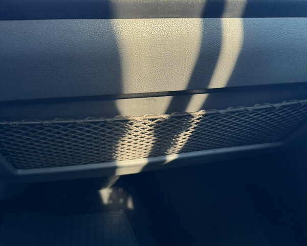 Черный Фольксваген Transporter, объемом двигателя 2.46 л и пробегом 318 тыс. км за 10500 $, фото 95 на Automoto.ua