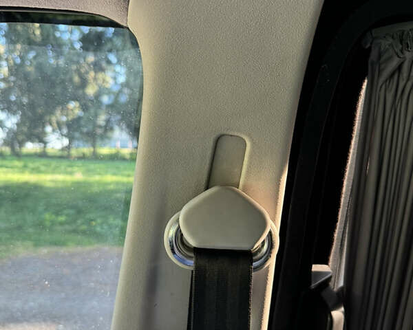 Черный Фольксваген Transporter, объемом двигателя 2.46 л и пробегом 318 тыс. км за 10500 $, фото 92 на Automoto.ua