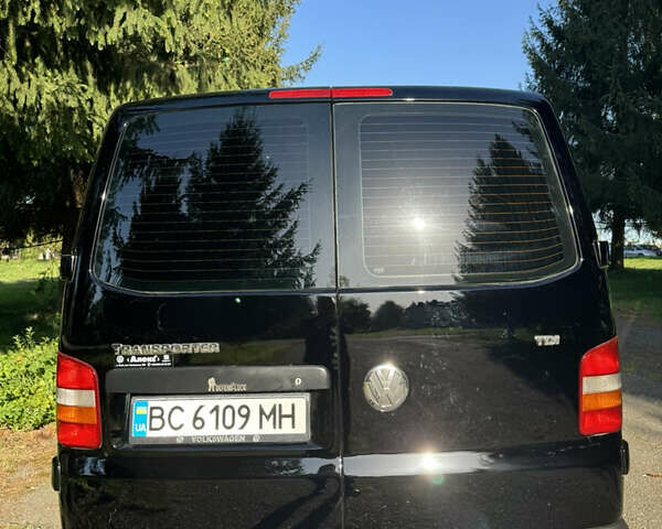 Черный Фольксваген Transporter, объемом двигателя 2.46 л и пробегом 318 тыс. км за 10500 $, фото 3 на Automoto.ua