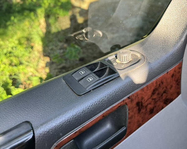 Черный Фольксваген Transporter, объемом двигателя 2.46 л и пробегом 318 тыс. км за 10500 $, фото 66 на Automoto.ua