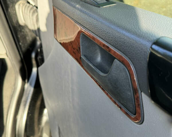 Черный Фольксваген Transporter, объемом двигателя 2.46 л и пробегом 318 тыс. км за 10500 $, фото 45 на Automoto.ua