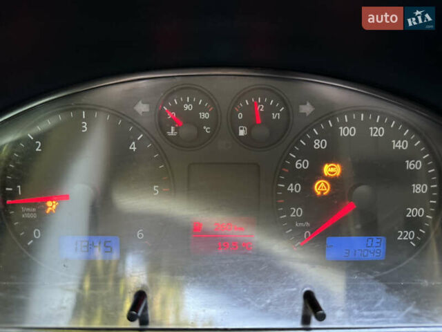 Черный Фольксваген Transporter, объемом двигателя 2.46 л и пробегом 318 тыс. км за 10500 $, фото 106 на Automoto.ua