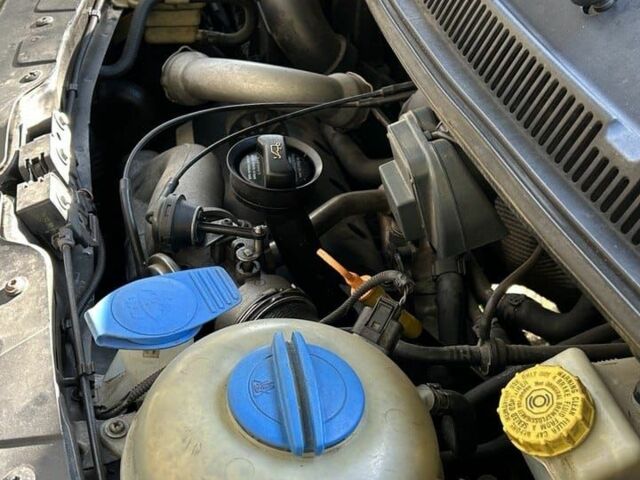 Чорний Фольксваген Transporter, об'ємом двигуна 2.5 л та пробігом 3 тис. км за 7350 $, фото 2 на Automoto.ua