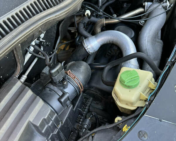 Черный Фольксваген Transporter, объемом двигателя 2.46 л и пробегом 318 тыс. км за 10500 $, фото 53 на Automoto.ua