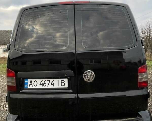 Черный Фольксваген Transporter, объемом двигателя 1.9 л и пробегом 400 тыс. км за 9200 $, фото 9 на Automoto.ua