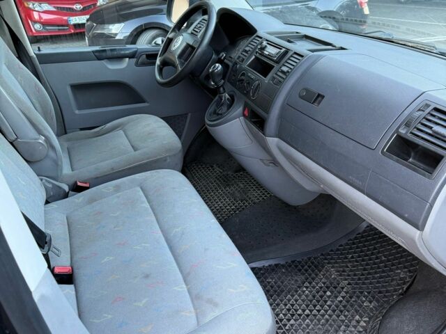 Черный Фольксваген Transporter, объемом двигателя 2.5 л и пробегом 233 тыс. км за 5250 $, фото 7 на Automoto.ua