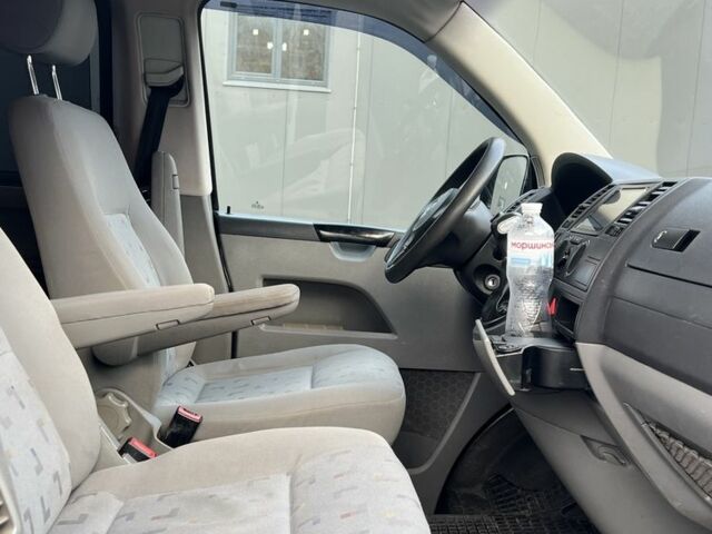 Черный Фольксваген Transporter, объемом двигателя 2.5 л и пробегом 370 тыс. км за 9400 $, фото 10 на Automoto.ua