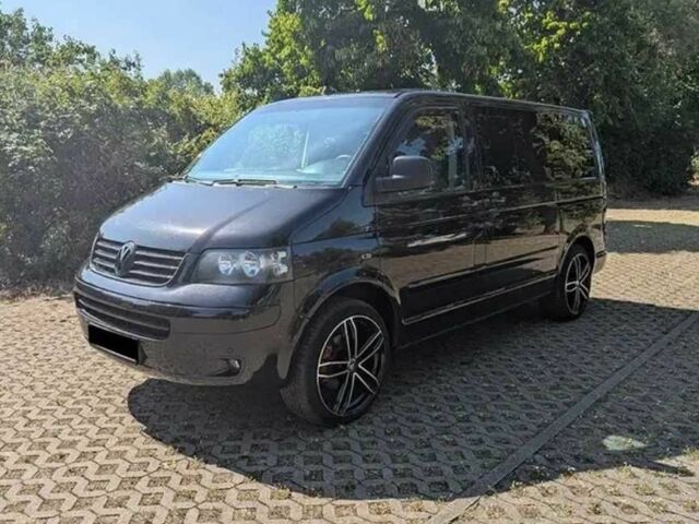 Черный Фольксваген Transporter, объемом двигателя 2.5 л и пробегом 289 тыс. км за 2200 $, фото 2 на Automoto.ua