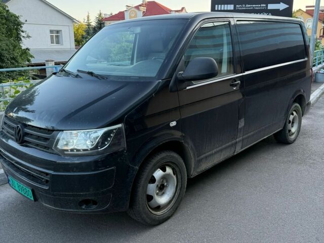 Черный Фольксваген Transporter, объемом двигателя 2.5 л и пробегом 233 тыс. км за 5250 $, фото 1 на Automoto.ua