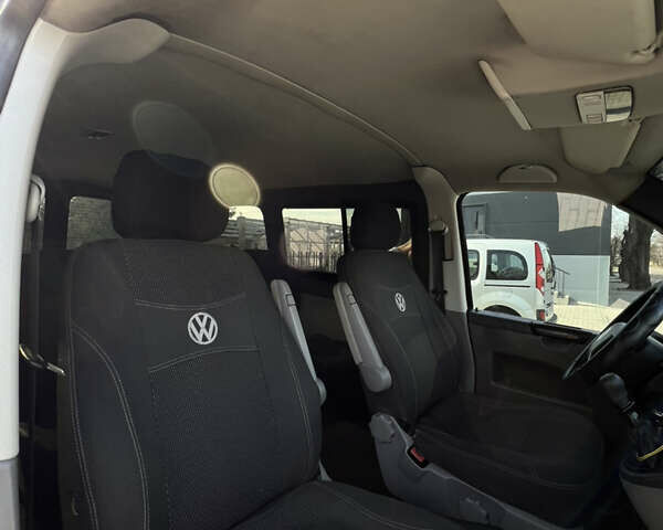 Черный Фольксваген Transporter, объемом двигателя 2.46 л и пробегом 385 тыс. км за 8650 $, фото 2 на Automoto.ua