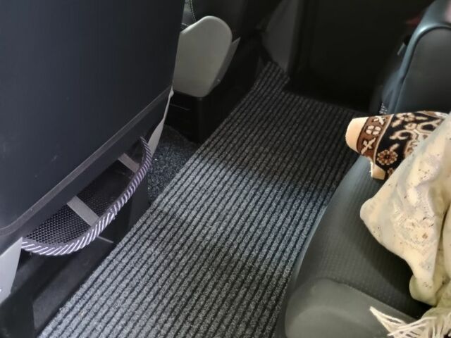 Черный Фольксваген Transporter, объемом двигателя 1.9 л и пробегом 320 тыс. км за 10500 $, фото 9 на Automoto.ua