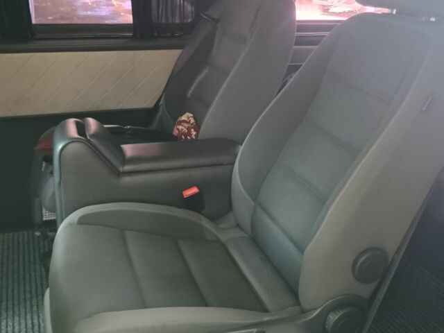 Черный Фольксваген Transporter, объемом двигателя 1.9 л и пробегом 320 тыс. км за 10500 $, фото 6 на Automoto.ua