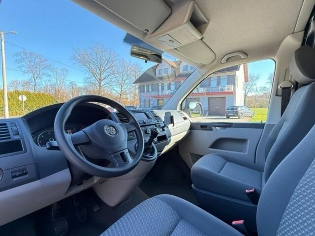 Чорний Фольксваген Transporter, об'ємом двигуна 2.5 л та пробігом 200 тис. км за 4000 $, фото 7 на Automoto.ua