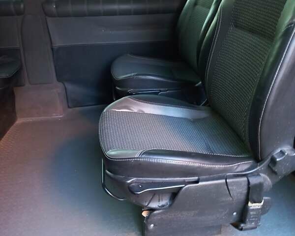 Черный Фольксваген Transporter, объемом двигателя 1.98 л и пробегом 190 тыс. км за 9200 $, фото 3 на Automoto.ua