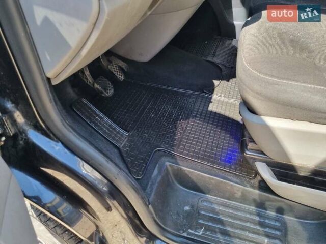 Чорний Фольксваген Transporter, об'ємом двигуна 1.9 л та пробігом 316 тис. км за 10900 $, фото 5 на Automoto.ua