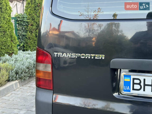 Чорний Фольксваген Transporter, об'ємом двигуна 2.46 л та пробігом 517 тис. км за 8500 $, фото 19 на Automoto.ua