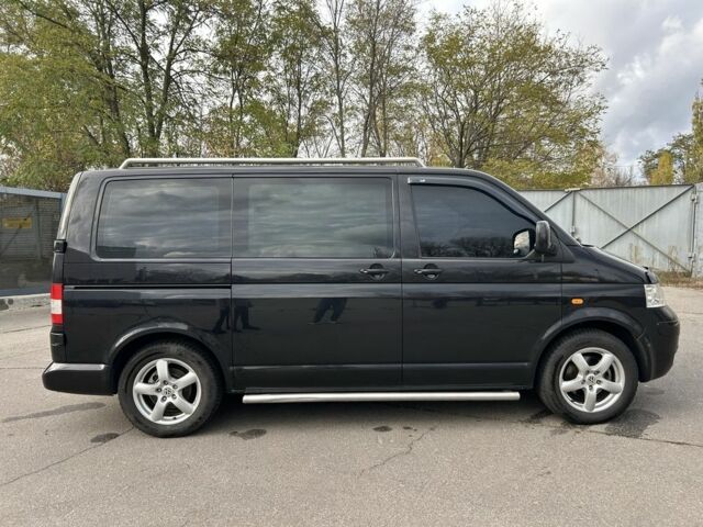 Черный Фольксваген Transporter, объемом двигателя 2.5 л и пробегом 266 тыс. км за 12000 $, фото 6 на Automoto.ua