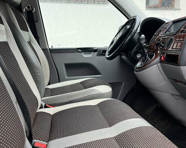 Черный Фольксваген Transporter, объемом двигателя 2.5 л и пробегом 359 тыс. км за 7999 $, фото 34 на Automoto.ua