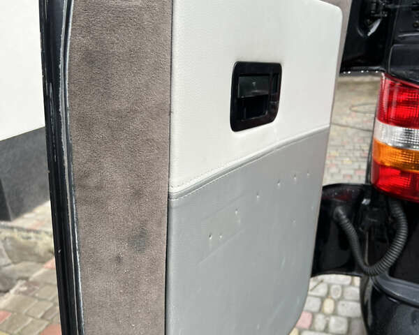 Черный Фольксваген Transporter, объемом двигателя 2.5 л и пробегом 359 тыс. км за 7999 $, фото 40 на Automoto.ua