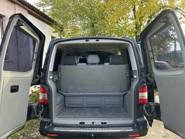 Черный Фольксваген Transporter, объемом двигателя 2.5 л и пробегом 266 тыс. км за 12000 $, фото 18 на Automoto.ua