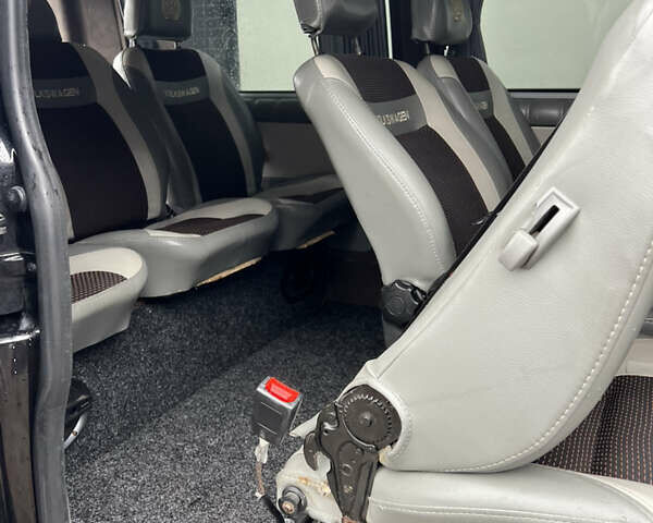 Черный Фольксваген Transporter, объемом двигателя 2.5 л и пробегом 359 тыс. км за 7999 $, фото 35 на Automoto.ua