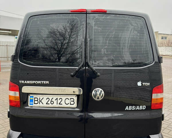 Черный Фольксваген Transporter, объемом двигателя 2.5 л и пробегом 359 тыс. км за 7999 $, фото 20 на Automoto.ua