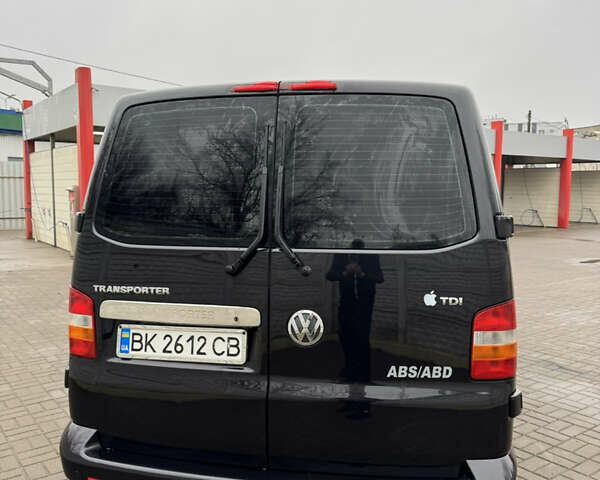 Черный Фольксваген Transporter, объемом двигателя 2.5 л и пробегом 359 тыс. км за 7999 $, фото 23 на Automoto.ua