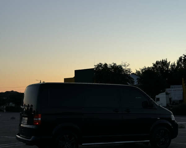 Черный Фольксваген Transporter, объемом двигателя 2.5 л и пробегом 300 тыс. км за 9500 $, фото 5 на Automoto.ua