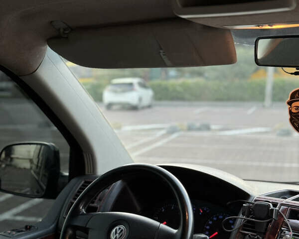 Черный Фольксваген Transporter, объемом двигателя 2.5 л и пробегом 300 тыс. км за 9500 $, фото 10 на Automoto.ua