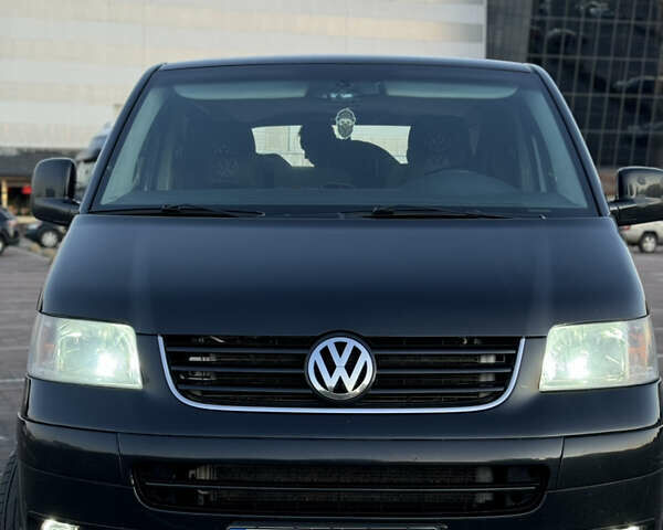 Черный Фольксваген Transporter, объемом двигателя 2.5 л и пробегом 300 тыс. км за 9500 $, фото 2 на Automoto.ua