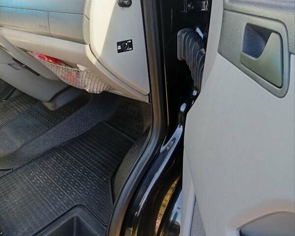 Черный Фольксваген Transporter, объемом двигателя 1.97 л и пробегом 293 тыс. км за 15000 $, фото 29 на Automoto.ua