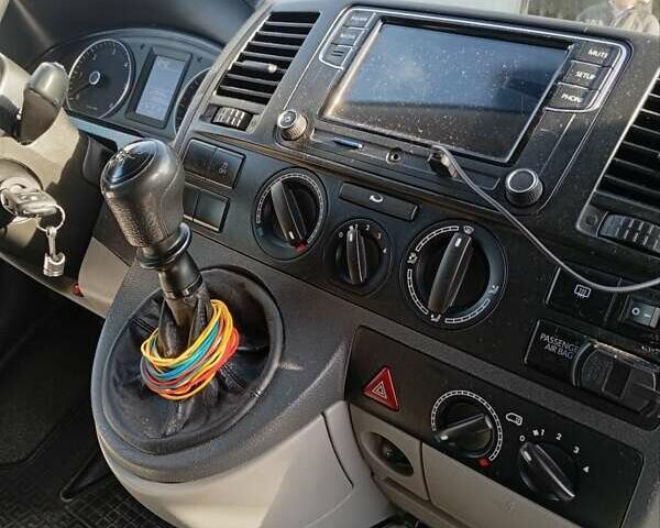 Черный Фольксваген Transporter, объемом двигателя 1.97 л и пробегом 293 тыс. км за 15000 $, фото 27 на Automoto.ua