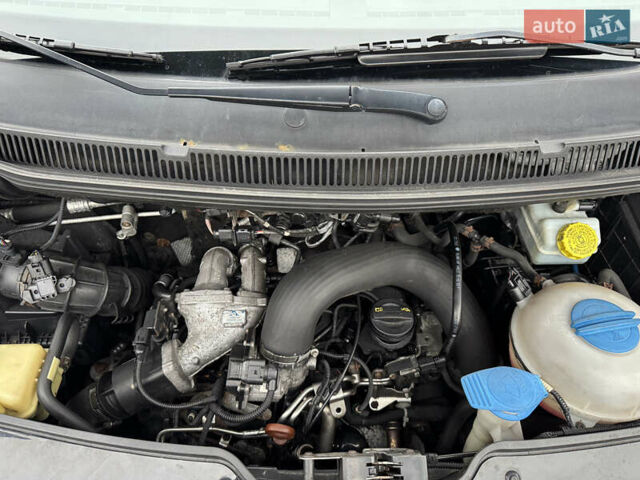 Черный Фольксваген Transporter, объемом двигателя 2 л и пробегом 265 тыс. км за 25000 $, фото 28 на Automoto.ua