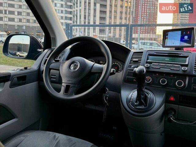 Чорний Фольксваген Transporter, об'ємом двигуна 1.97 л та пробігом 219 тис. км за 19500 $, фото 26 на Automoto.ua