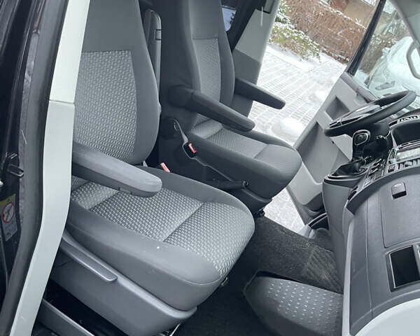 Чорний Фольксваген Transporter, об'ємом двигуна 2 л та пробігом 275 тис. км за 18950 $, фото 152 на Automoto.ua