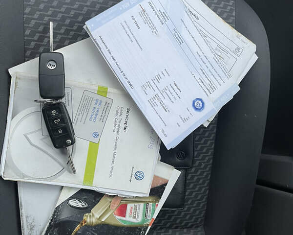 Чорний Фольксваген Transporter, об'ємом двигуна 2 л та пробігом 275 тис. км за 18950 $, фото 9 на Automoto.ua